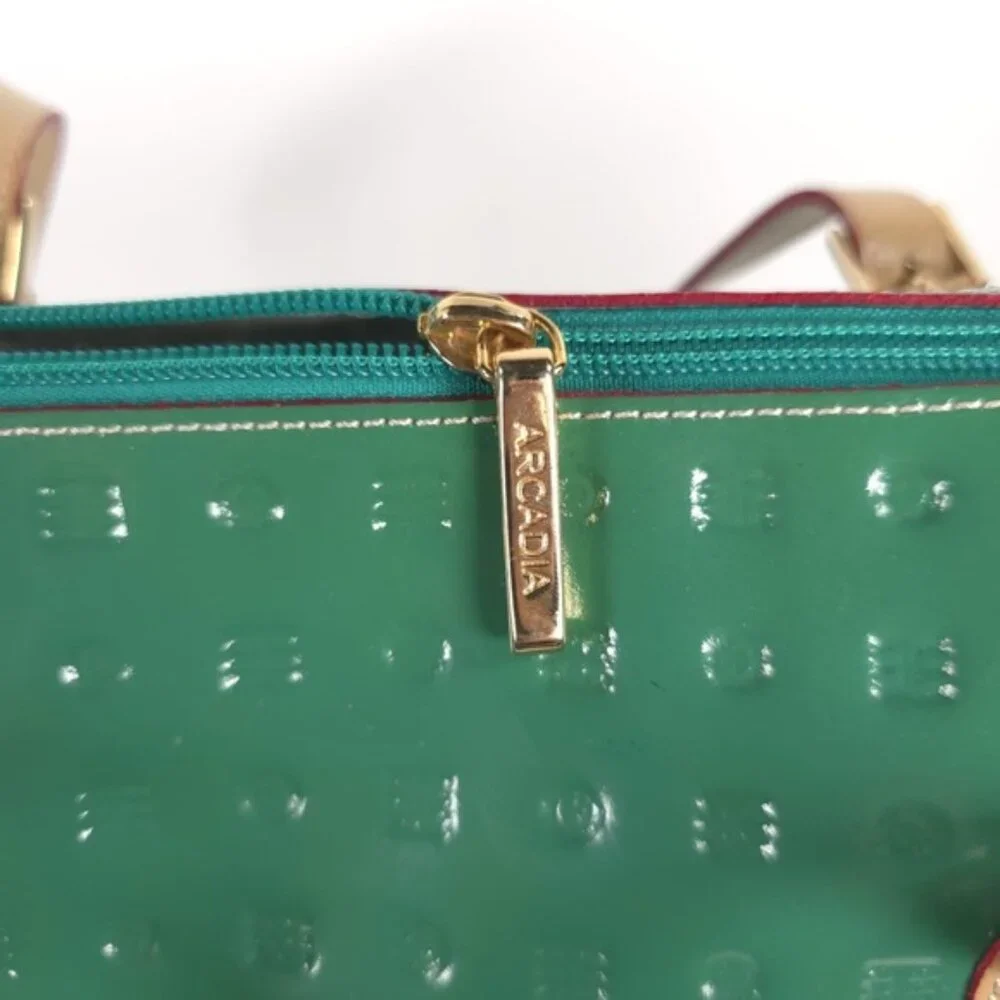 ARCADIA Made in Italy 🇮🇹‎ Bugatti GENUINE PATENT LEATHER Double Handle Purse